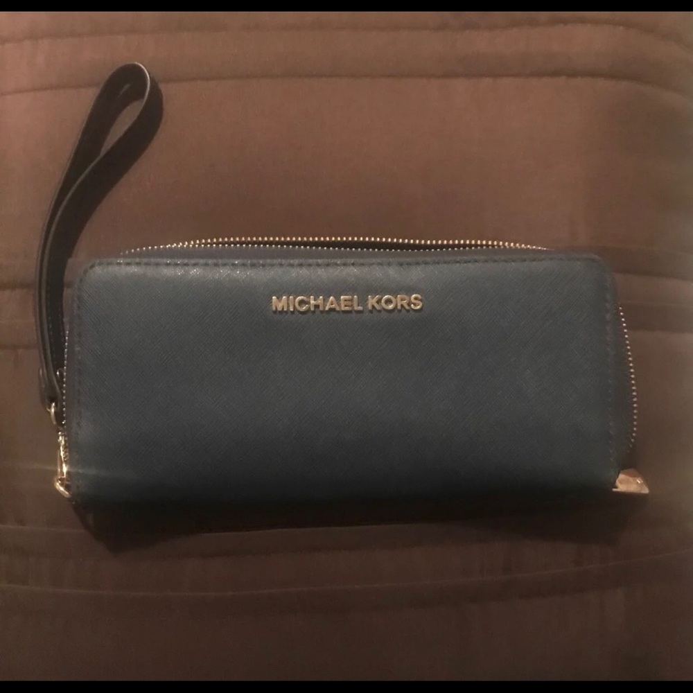 Michael Kors Wallet Wristlet